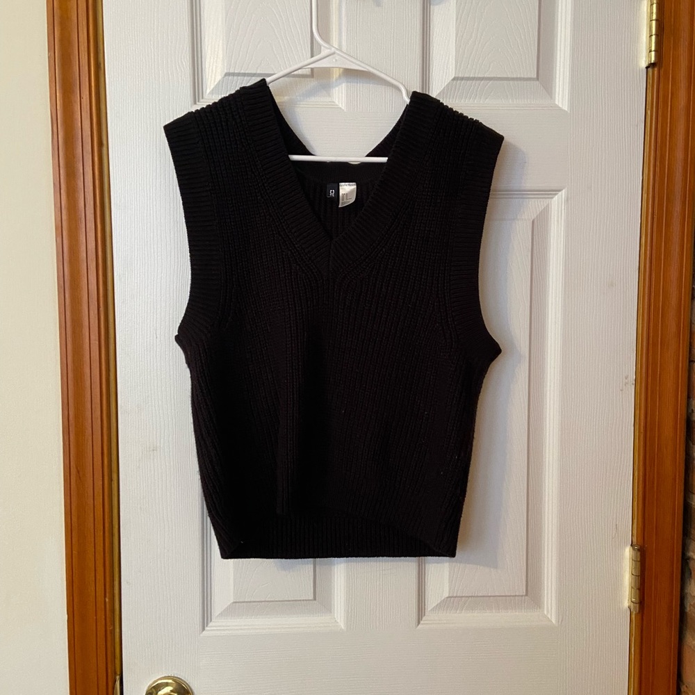 H&M Black Knit Sweater Vest
